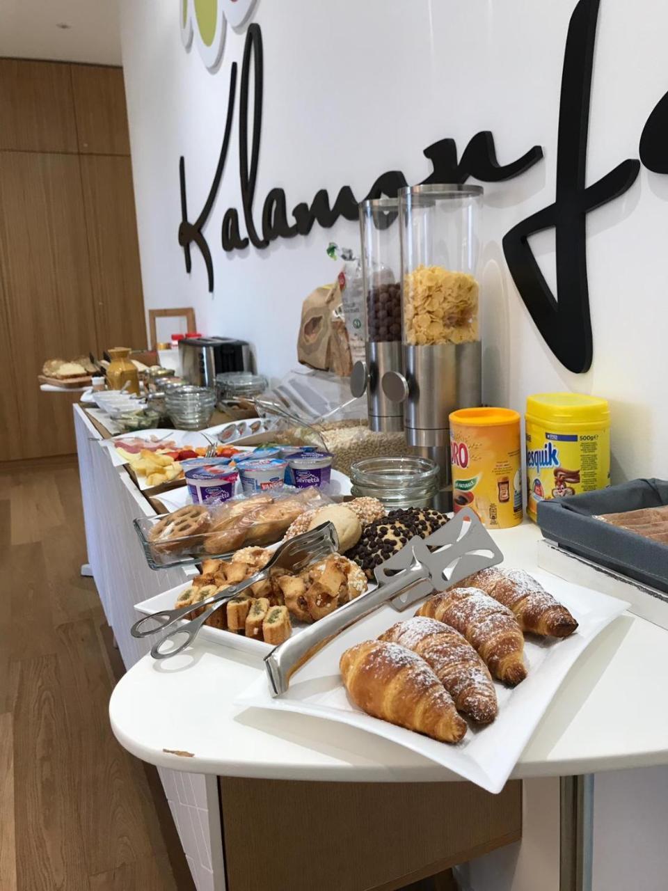 Kalamonjo Suite&Rooms Palermo Buitenkant foto